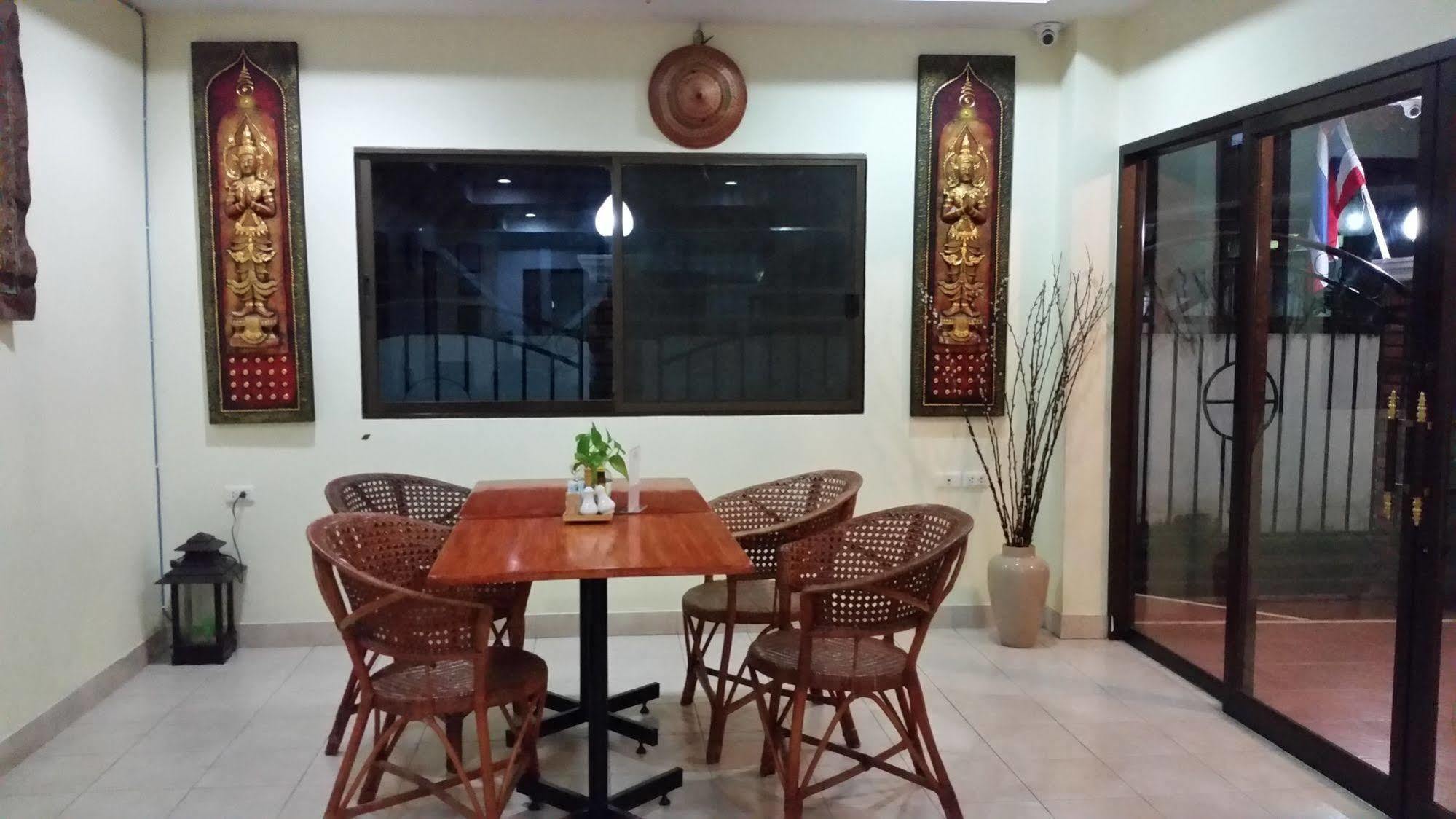 Villa Oranje Chiang Mai Extérieur photo