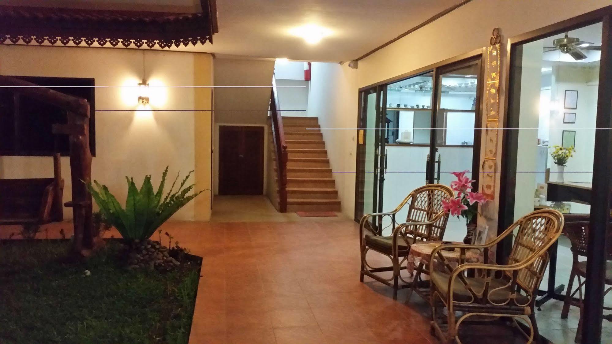 Villa Oranje Chiang Mai Extérieur photo