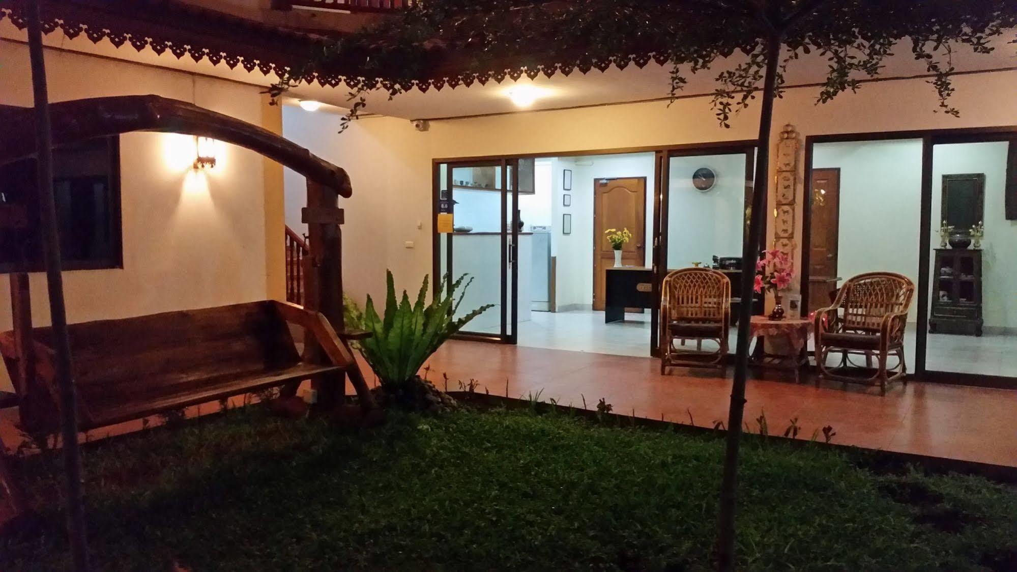 Villa Oranje Chiang Mai Extérieur photo