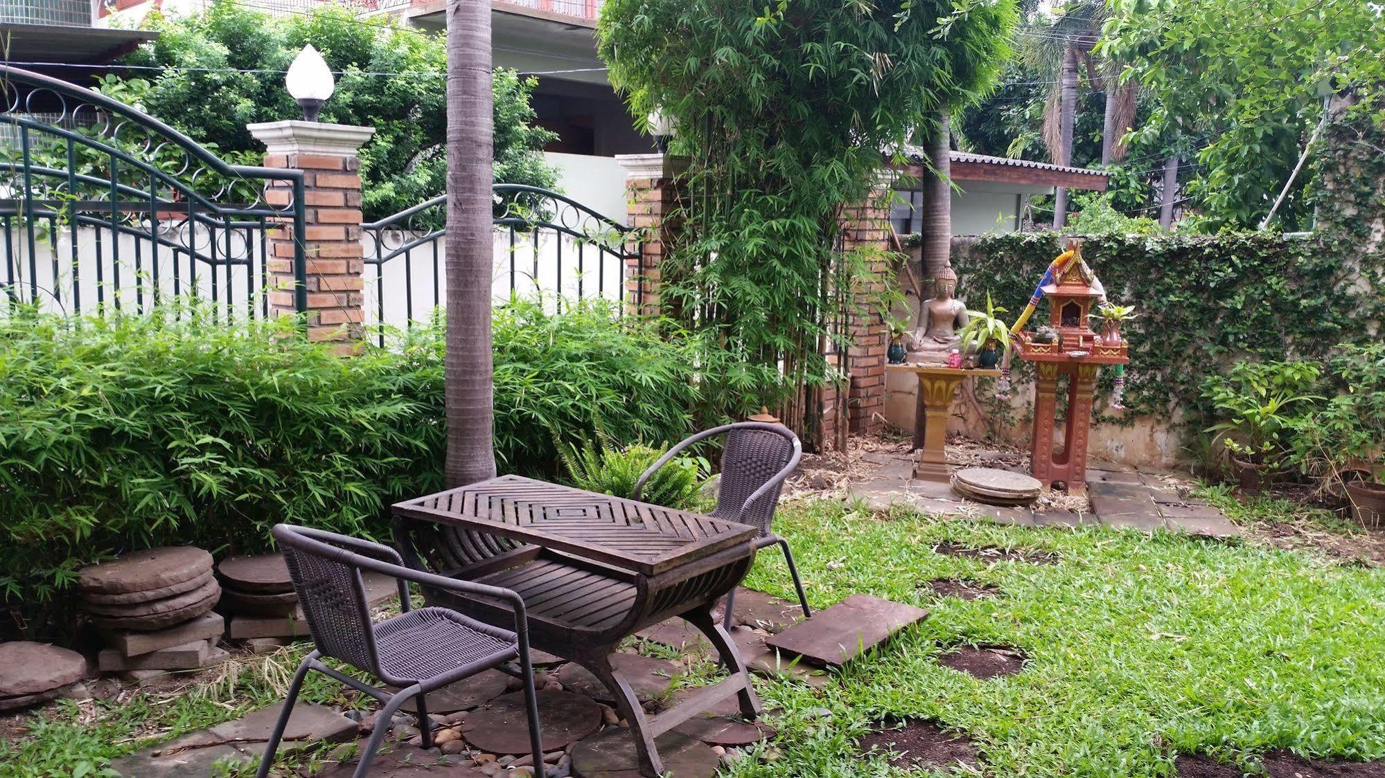 Villa Oranje Chiang Mai Extérieur photo