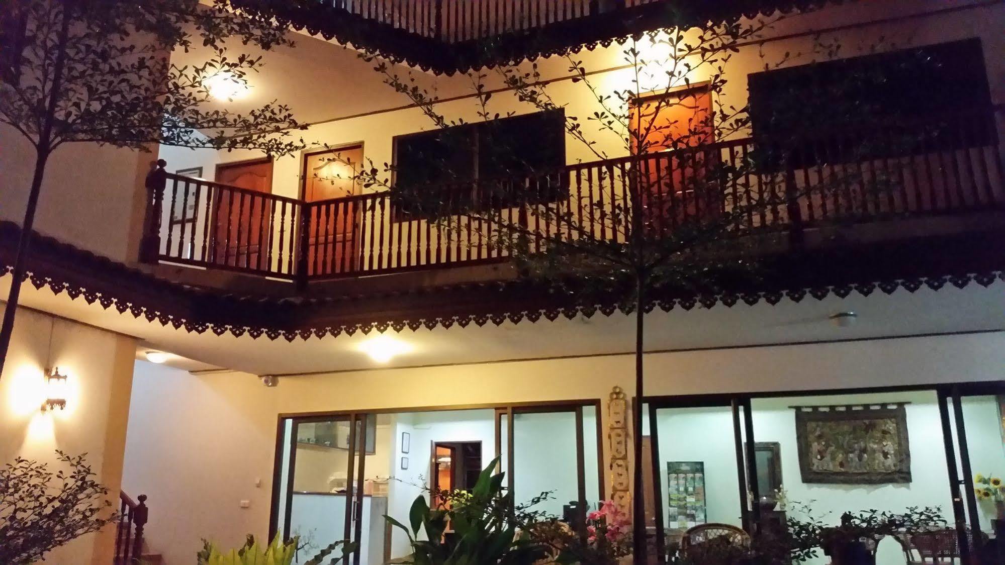 Villa Oranje Chiang Mai Extérieur photo