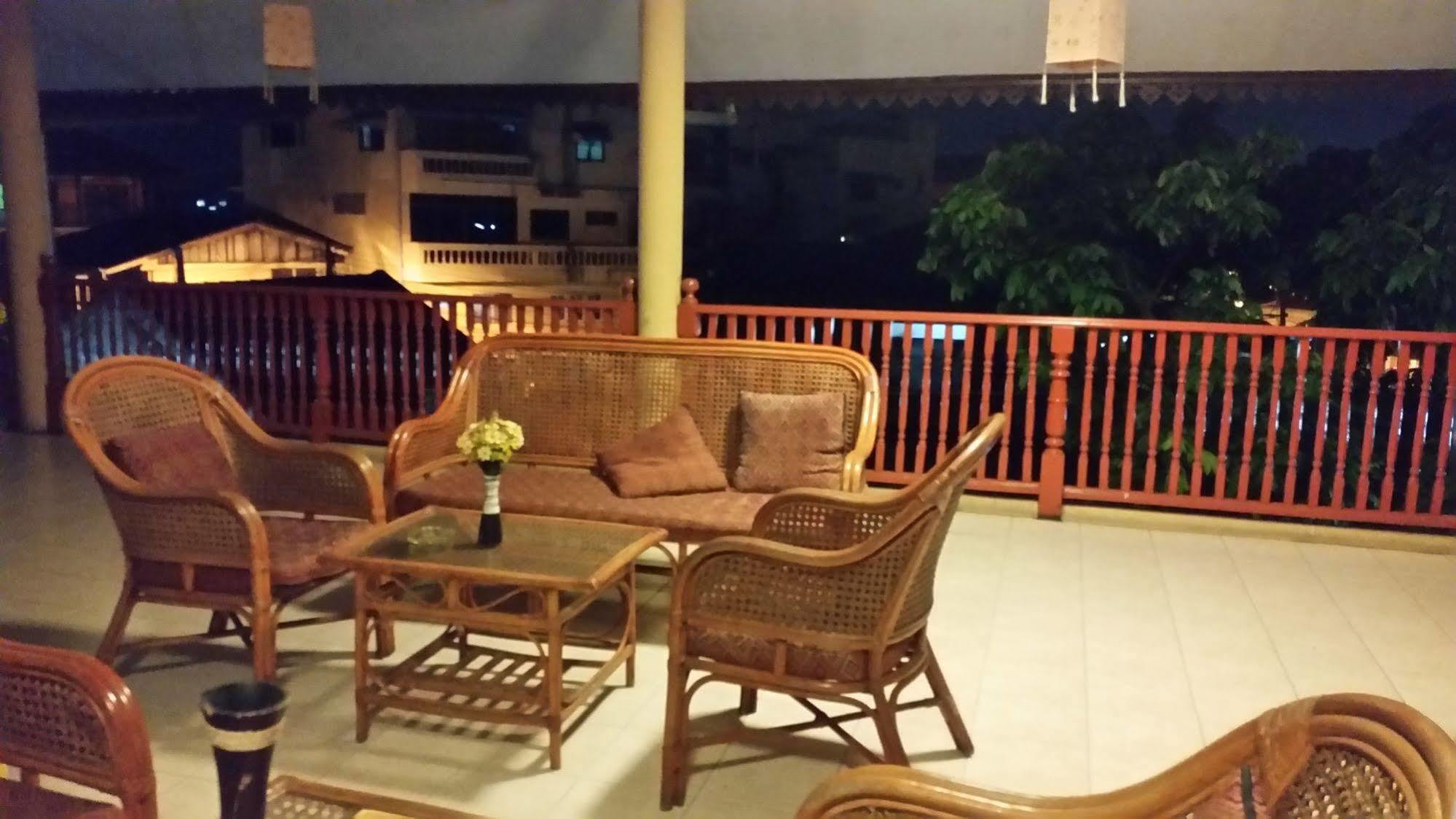 Villa Oranje Chiang Mai Extérieur photo